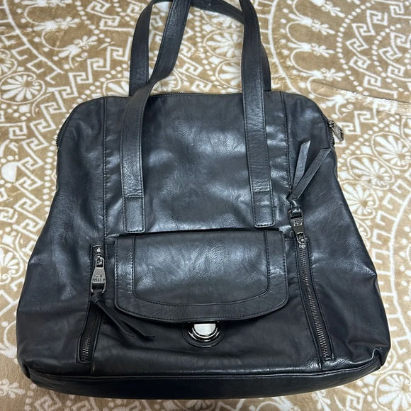 Steve Madden Handbags - Steve Madden Faux Leather Tote